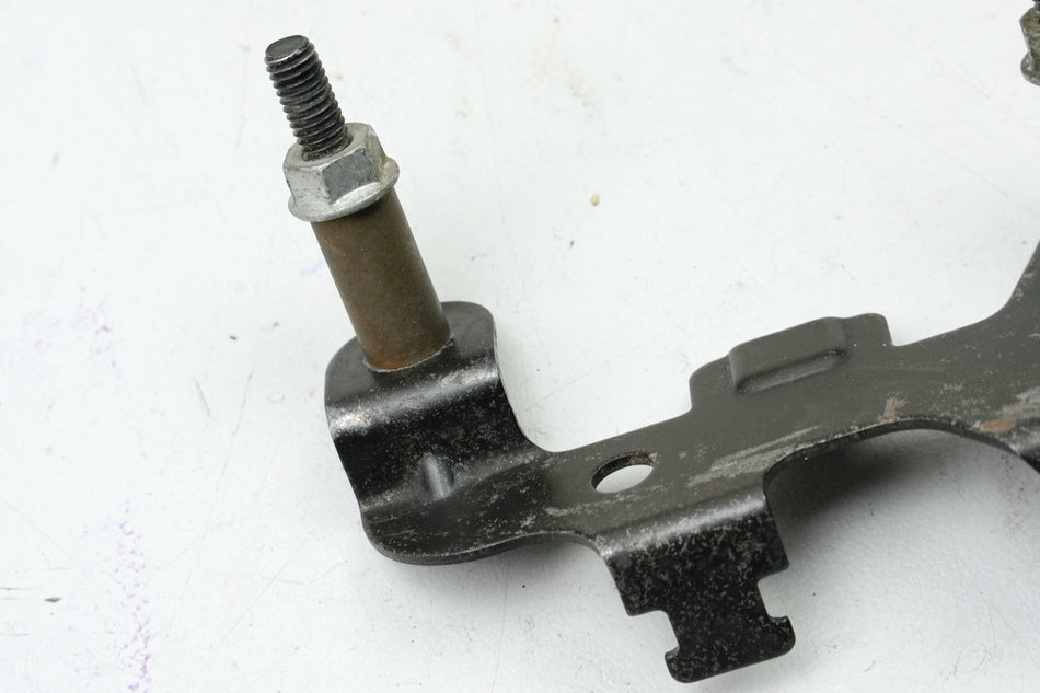 KAWASAKI ZX-7R ZX750P N Halterung Zündspulen Bügel Träger Halteplatte 96-03