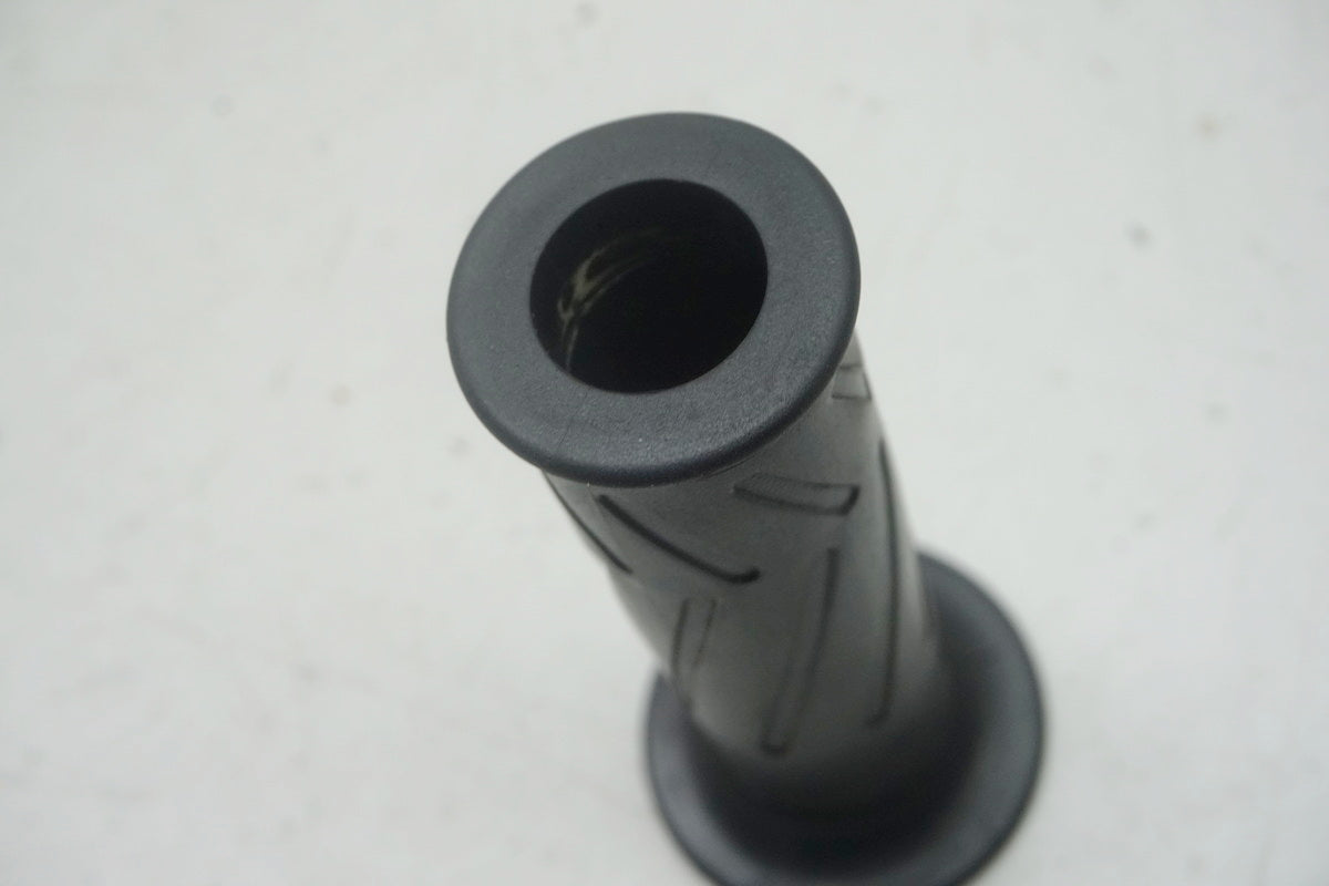 YAMAHA XSR 700 FZ1 FZ6 MT01 ... Griff links Griffgummi Lenkergriff 4YR-26241-02