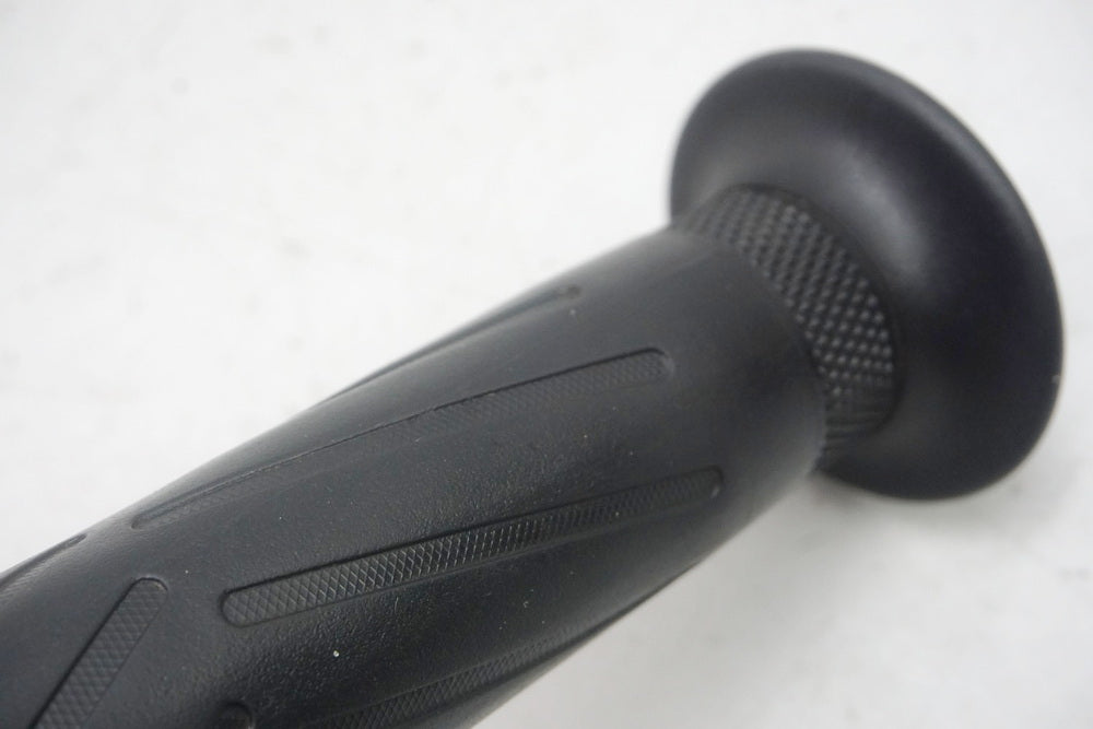 YAMAHA XSR 700 FZ1 FZ6 MT01 ... Griff links Griffgummi Lenkergriff 4YR-26241-02