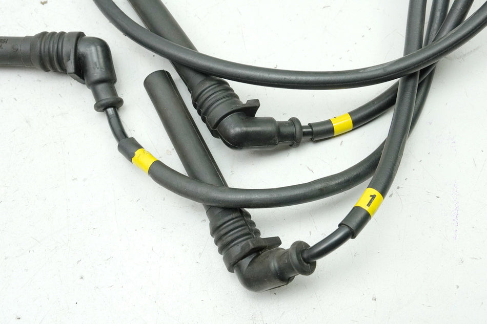 KAWASAKI ZX-7R ZX750P N Zündspulen Satz Zündkerzenstecker Zündkabel Satz 96-03