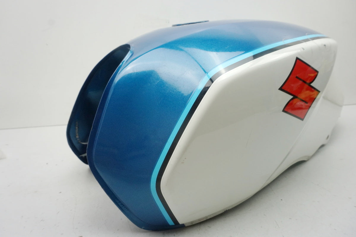 SUZUKI GSX 550 ES GN71D Tank Benzintank Fuel 1982-1988