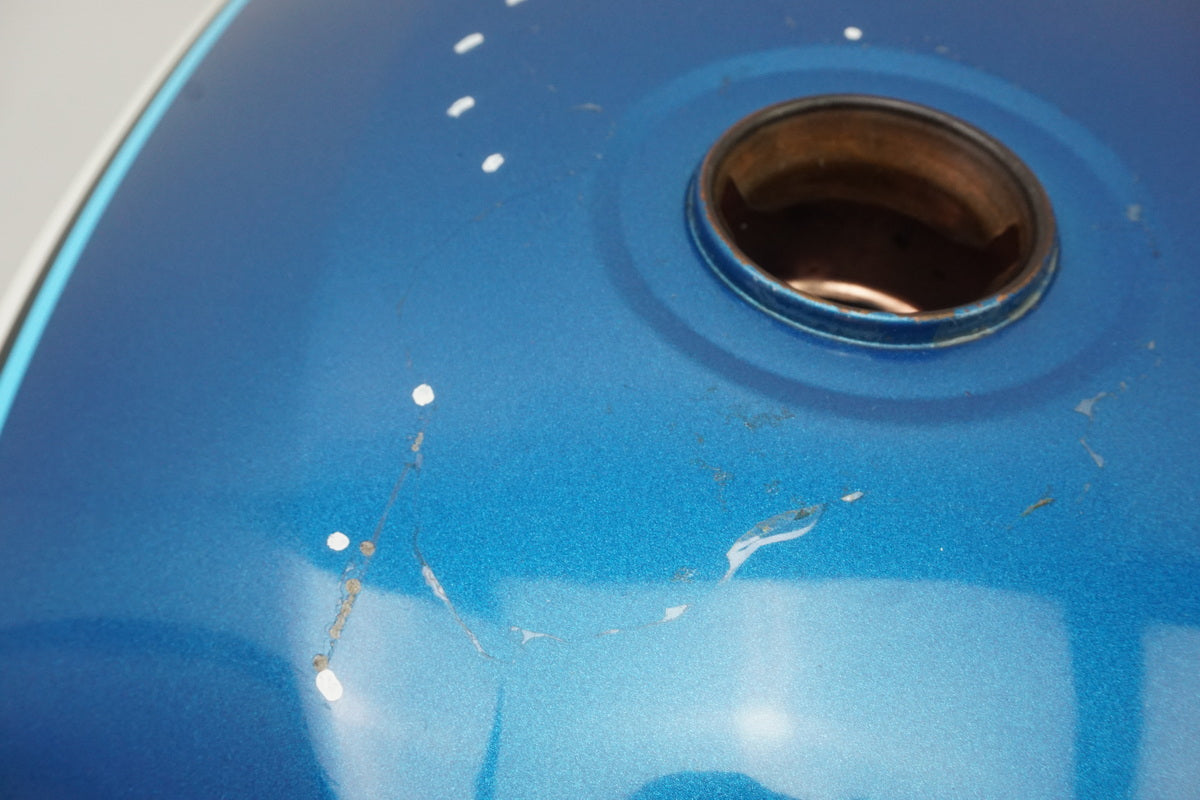 SUZUKI GSX 550 ES GN71D Tank Benzintank Fuel 1982-1988