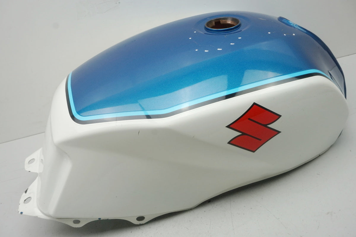 SUZUKI GSX 550 ES GN71D Tank Benzintank Fuel 1982-1988