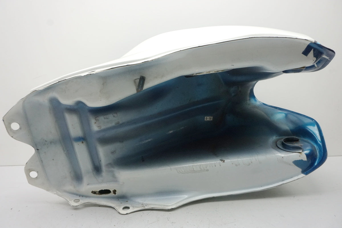 SUZUKI GSX 550 ES GN71D Tank Benzintank Fuel 1982-1988