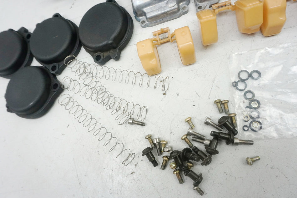 SUZUKI GSX 600 F AJ Carburador limpiado por ultrasonidos Carburetor 98-02