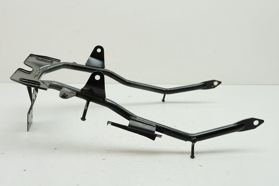SUZUKI GSX-R 1100 K-N Heckrahmen Hilfsrahmen Halter Haltebügel Strebe 90-92