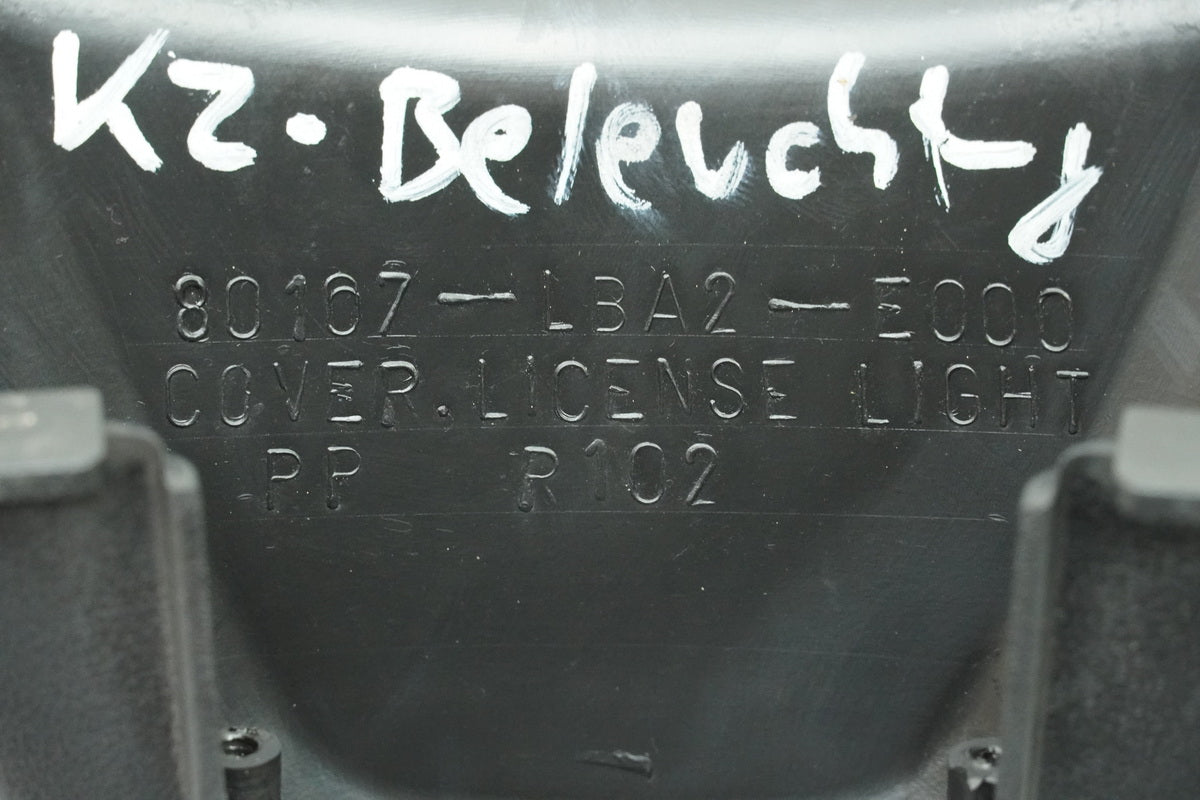 KYMCO XCiting 500 i RFBT70040 Cubierta luz matrícula Embellecedor