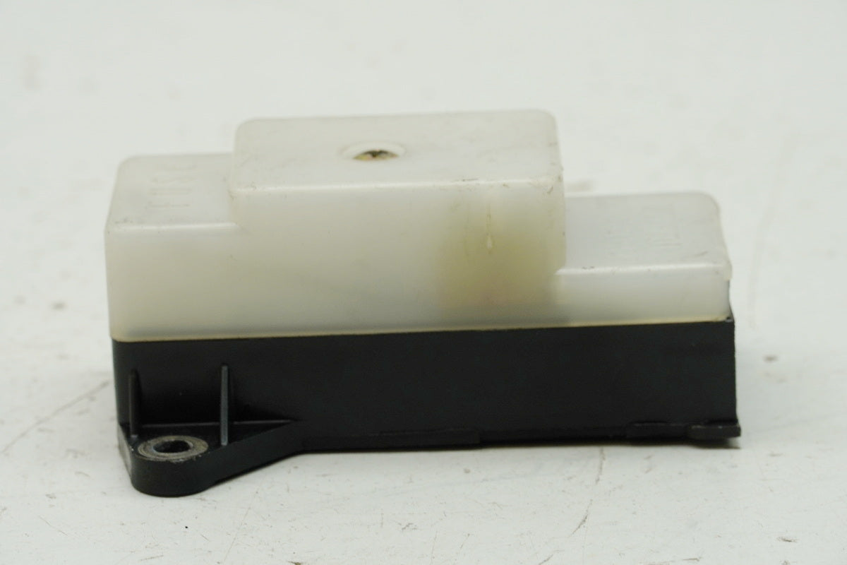 SUZUKI GSX-R 1100 K-N Sicherungskasten Fuse Box 36740-27A00-000 90-92