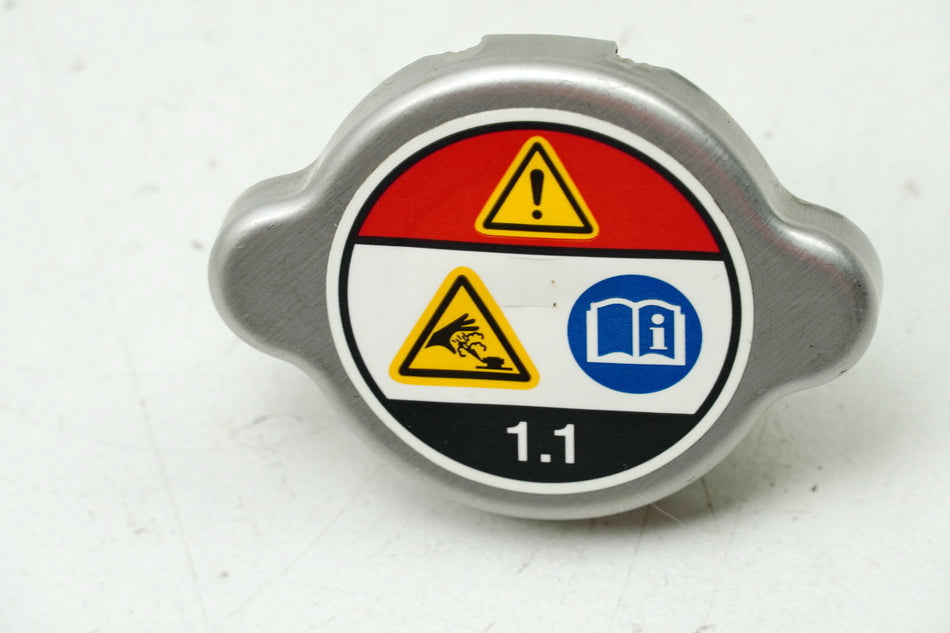HONDA CBF 1000 FA SC64 Tapón del radiador Tapa del radiador Cierre Cubierta