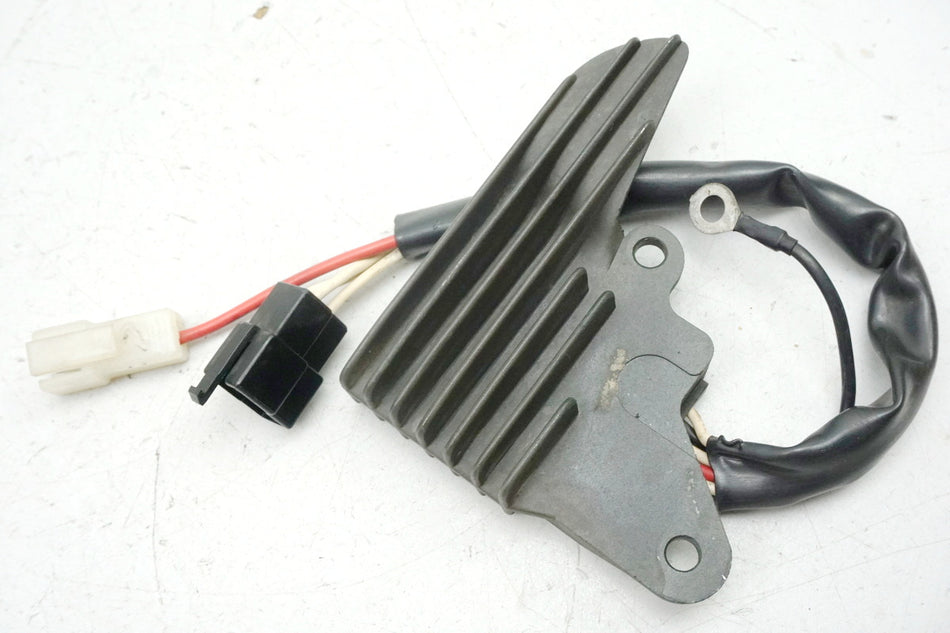 YAMAHA XV 750 4PW VIRAGO Voltage Regulator Rectifier
