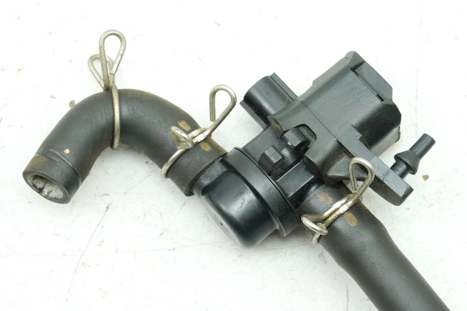 KAWASAKI NINJA 250 R EX250K Sekundärluftventil Ventil Motorentlüftung 16126-0744