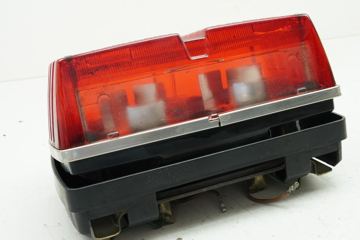 HONDA GL 500 PC02 SILVER WING Luz trasera Lámpara Piloto trasero Soporte Piloto trasero trasero