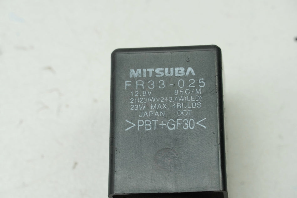 HONDA CBF 1000 FA SC64 Relé intermitente relé de intermitencia relé original