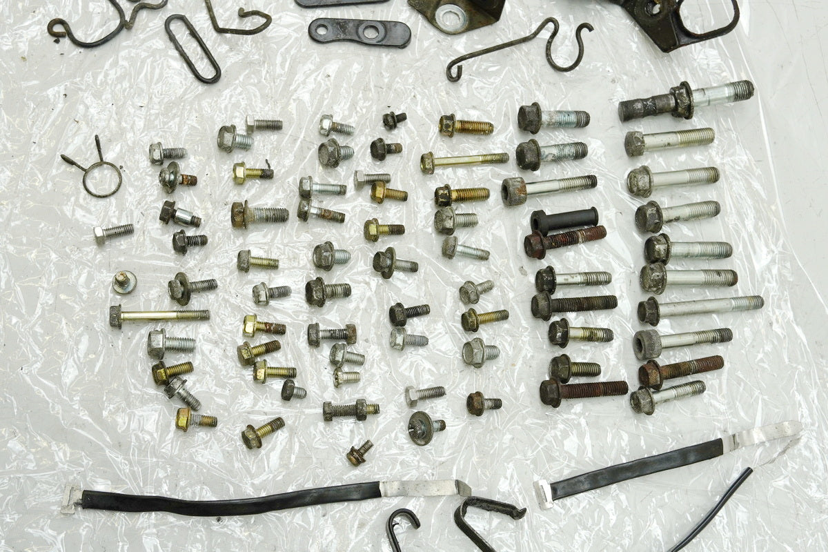 HONDA CB 450 N PC14 Schrauben Kleinteile Halter (für Rahmen Fahrwerk Verkleidung