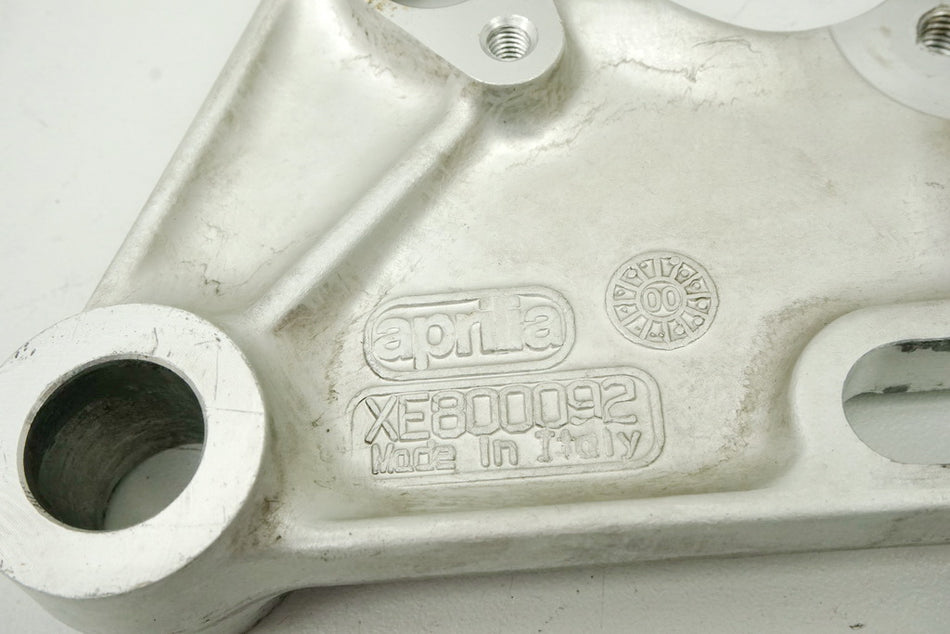 APRILIA ETV 1000 CAPO NORD PLACA DE ANCLAJE SOPORTE DE PINZA DE FRENO