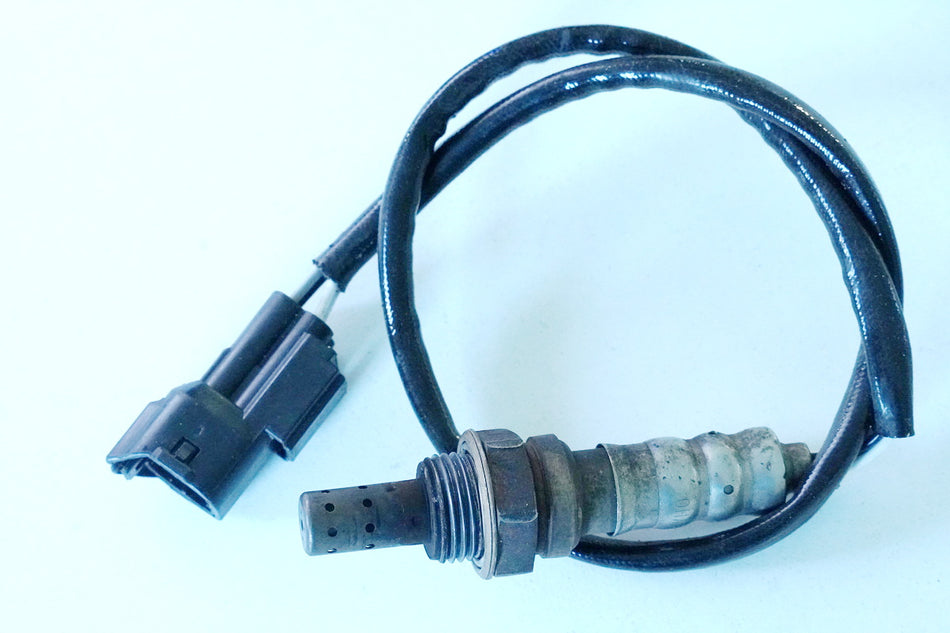 HONDA VFR 800 RC46 LAMBDASONDE LINKS LAMDASONDE ZYLINDER VORN - SCHWARZER STECKER