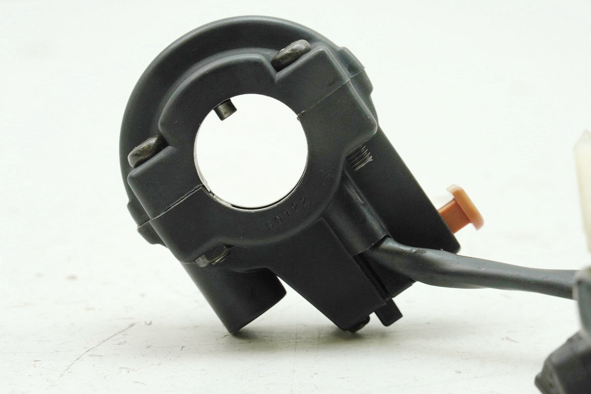 HONDA CBR 125 JC34 Lenkerschalter rechts Schalter Not Aus Kill
