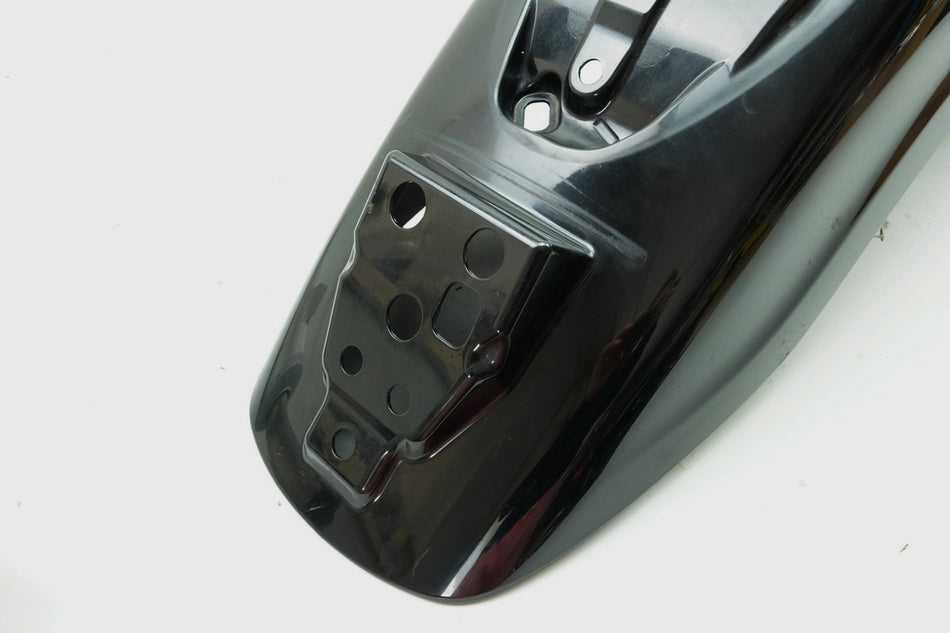 SUZUKI C 1500 T INTRUDER Kotflügel hinten Fender Schutzblech 63110-06J01-6UX