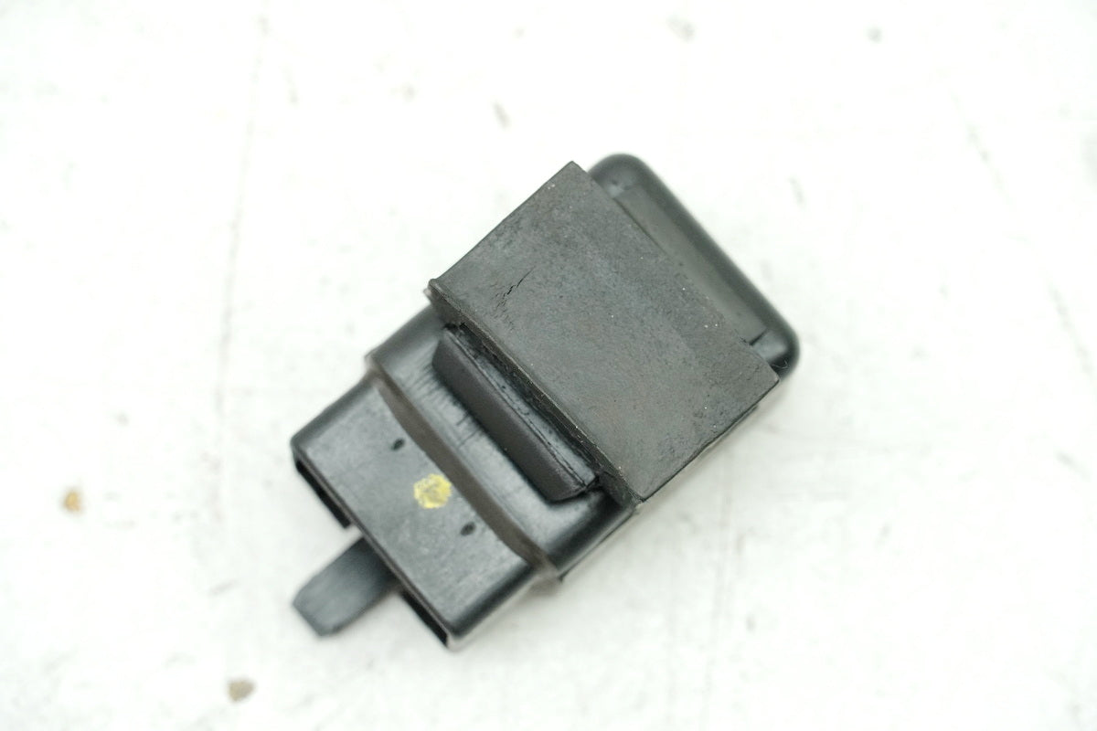 KYMCO XCiting 500 i RFBT70040 Relé D402 KHD8-900 Par (2 unidades)