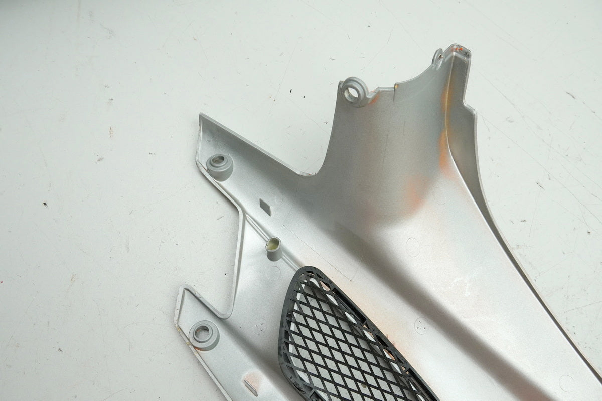 PEUGEOT Speedfight 2 50 AC VGAS1B0KA Verkleidung rechts Sitzbank Abdeckung Cover