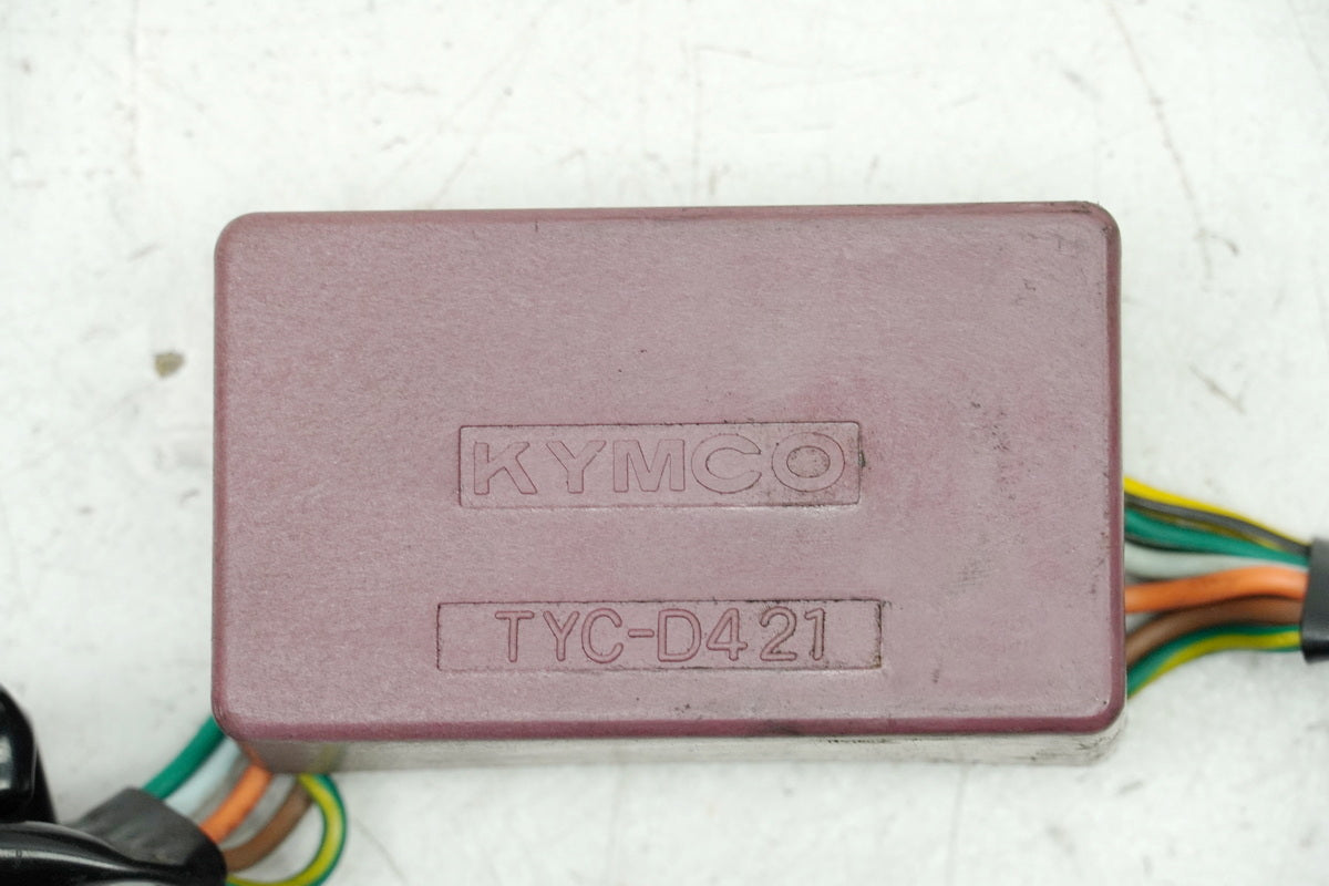 KYMCO XCiting 500 i RFBT70040 Kontrolleinheit Warnblinker Steuerteil Relais