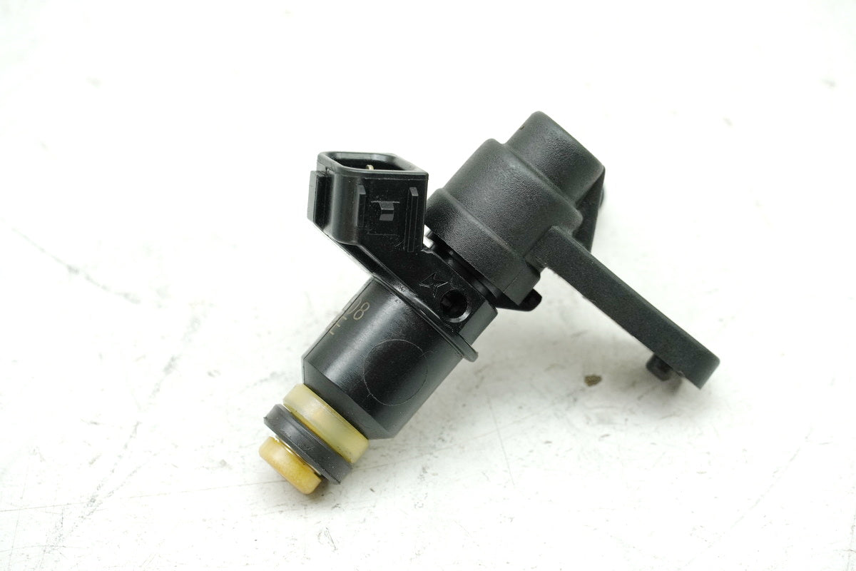 KYMCO XCiting 500 i RFBT70040 Inyector Inyección 39300-LDG7-800 (para motor)