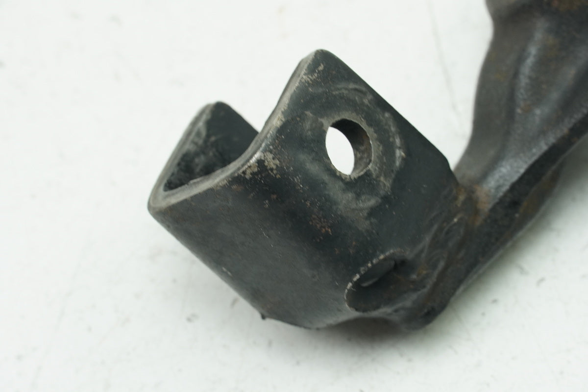 HONDA GL 500 PC02 SILVER WING Footrest Bracket Rider Left Front Footrest Holder