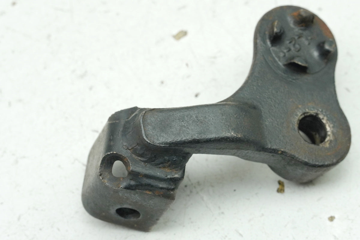HONDA GL 500 PC02 SILVER WING Footrest Bracket Rider Left Front Footrest Holder