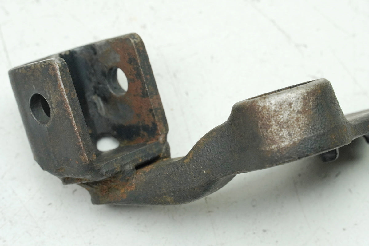 HONDA GL 500 PC02 SILVER WING Footrest carrier rider right front Holder footrest