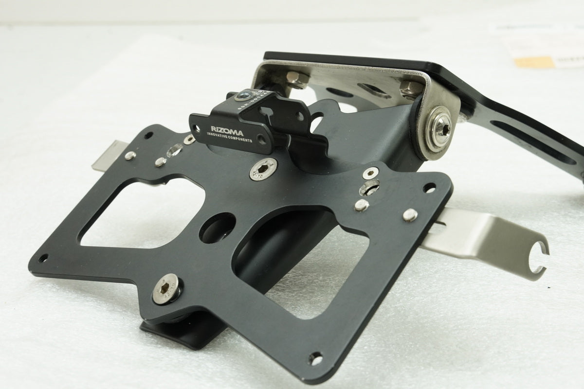 KAWASAKI Z 750 ZR750L Kennzeichenhalter Rizoma LED Kennzeichenbeleuchtung 07-12