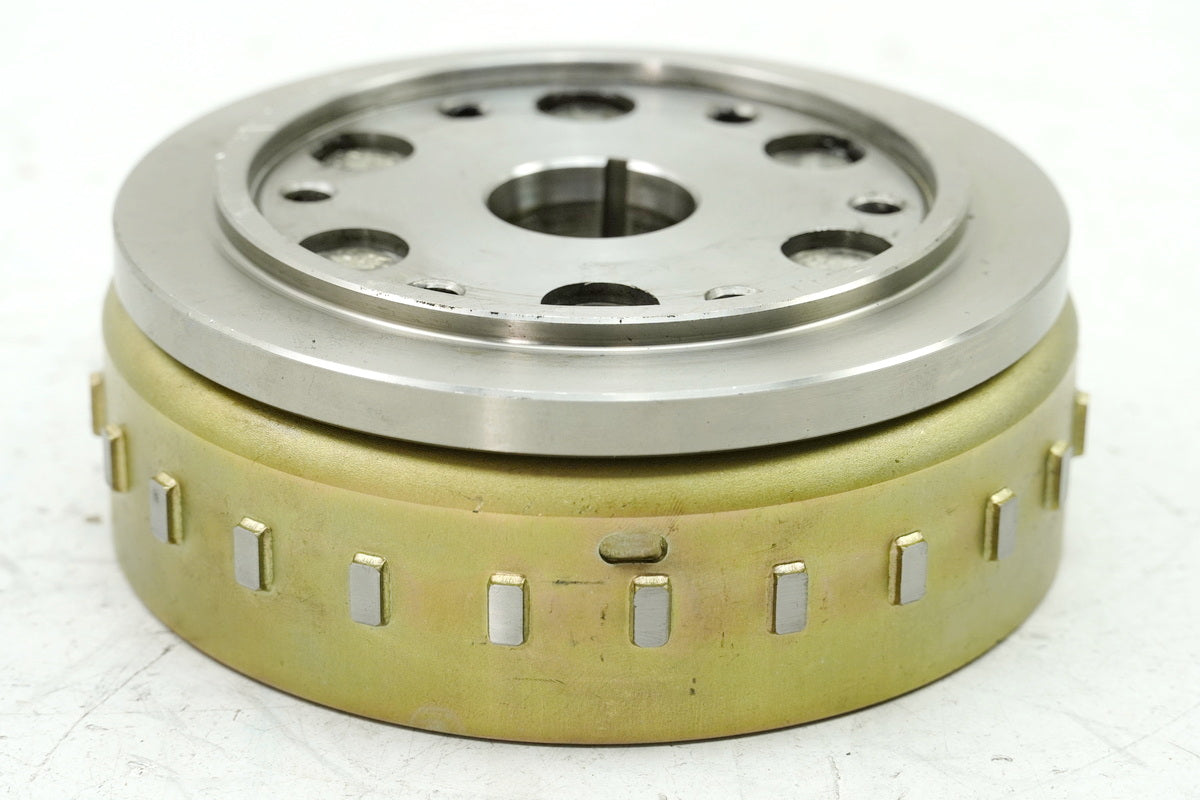 KYMCO XCiting 500 i RFBT70040 Lima Rotor Polrad Lichtmaschine Schwungrad