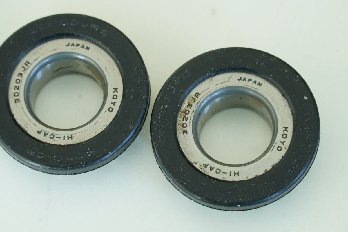 SUZUKI VL 800 WVBM INTRUDER VOLUSIA Swingarm Bolts Bearing Nut Bearing Pin