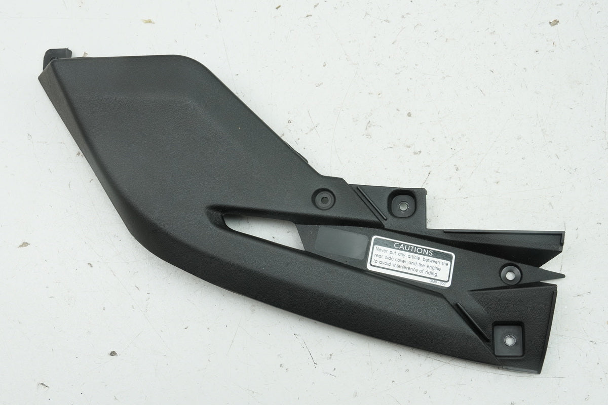 KYMCO PEOPLE GT 300 i ABS CUBIERTA REPOSAPIÉS TAPA LATERAL CARENADO