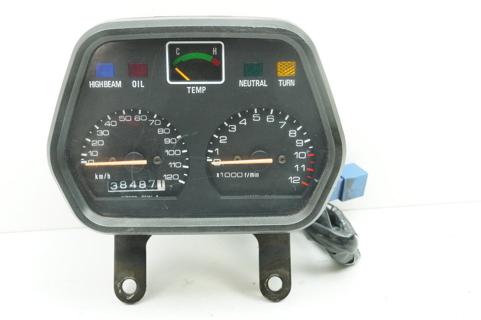 SUZUKI RG 80 GAMMA NC11A Tacho Cockpit Instrumente Speedometer - 38487 km
