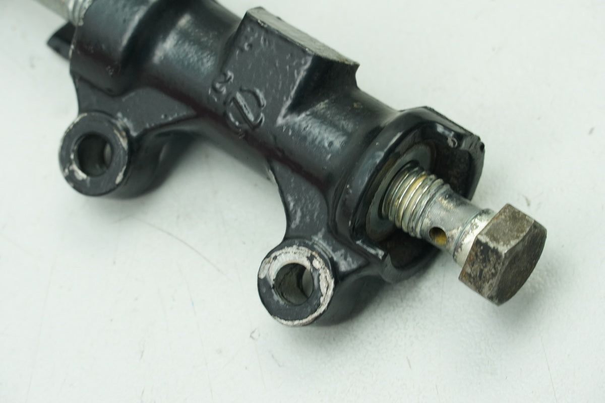 HONDA GL 500 PC02 SILVER WING Brake Distributor Brake Cylinder Brake Force Distributor