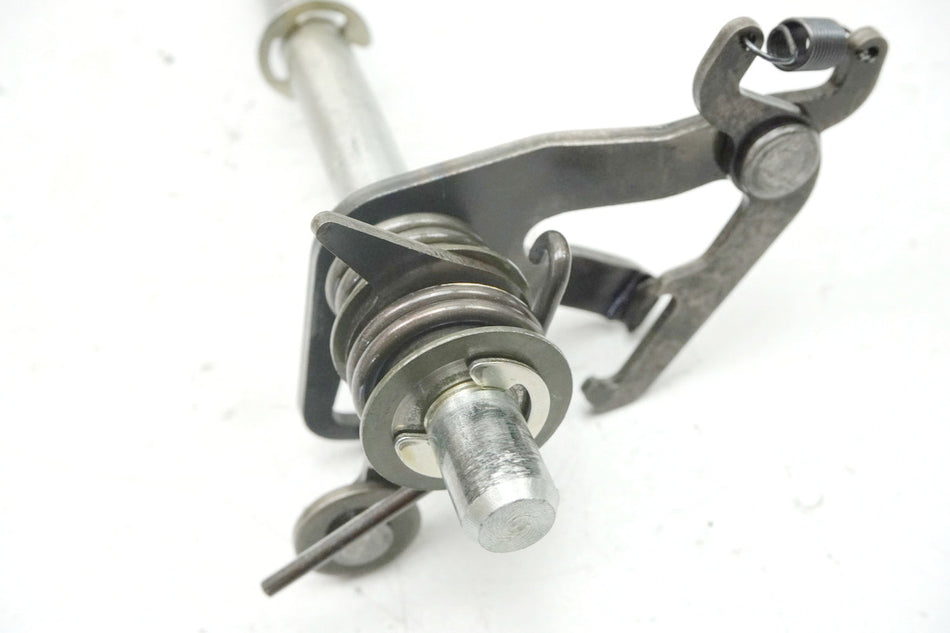 YAMAHA XVS 1100 VP05 DRAG STAR Gearshift Shaft Gearbox Mount Shift Lever Shifter