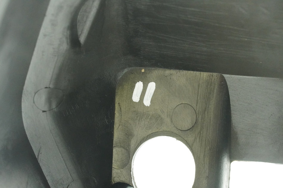 SUZUKI RG 80 GAMMA NC11A Tachogehäuse unten Abdeckung Tacho Cover Blende Gehäuse