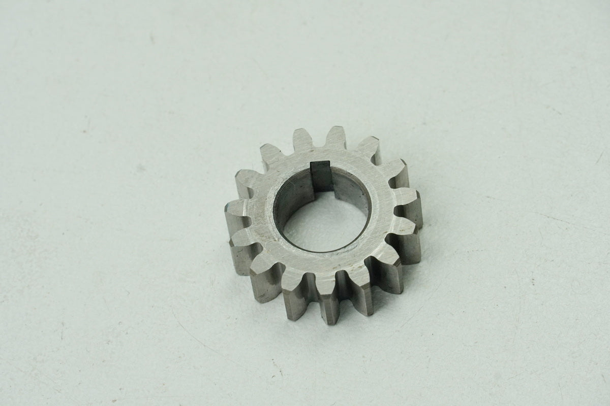 SUZUKI RG 125 NF12B GAMMA Gear on Crankshaft (for Engine)
