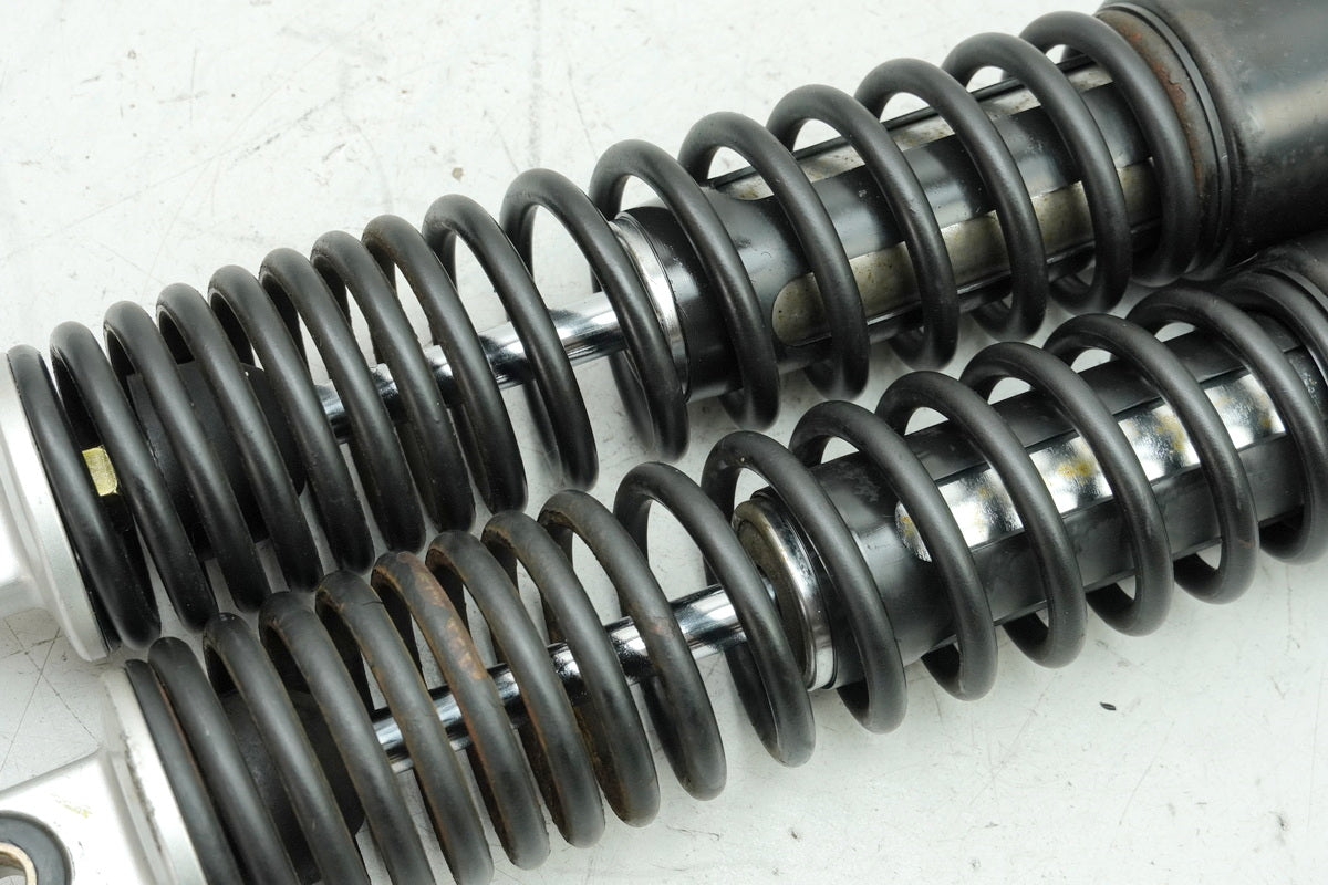 KYMCO XCiting 500 i RFBT70040 Federbeine hinten Paar Stoßdämpfer Shock Absorber