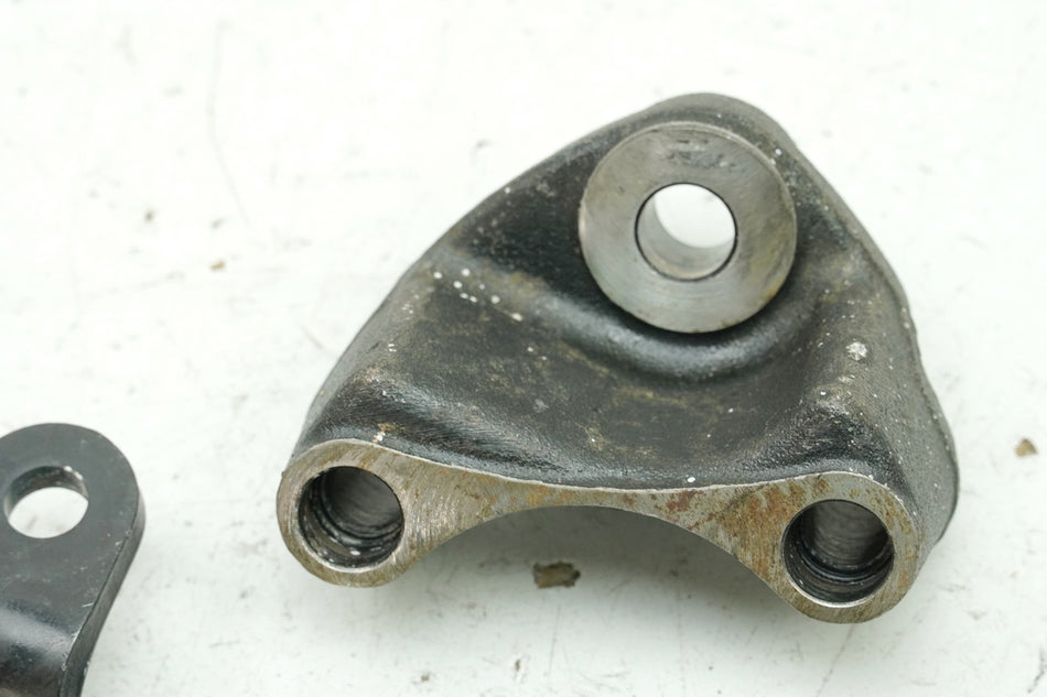 HONDA CBF 1000 FA SC64 Motorhalterung vorn Halter Motor Achse Schrauben Platte