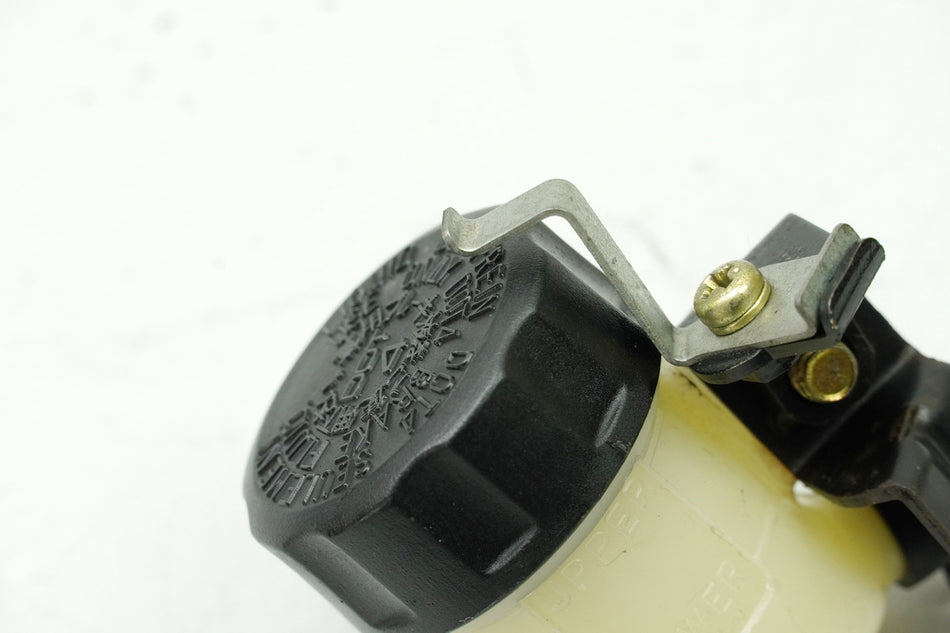 KAWASAKI ZX-7R ZX750P Depósito cilindro maestro embrague Bomba de embrague 96-03