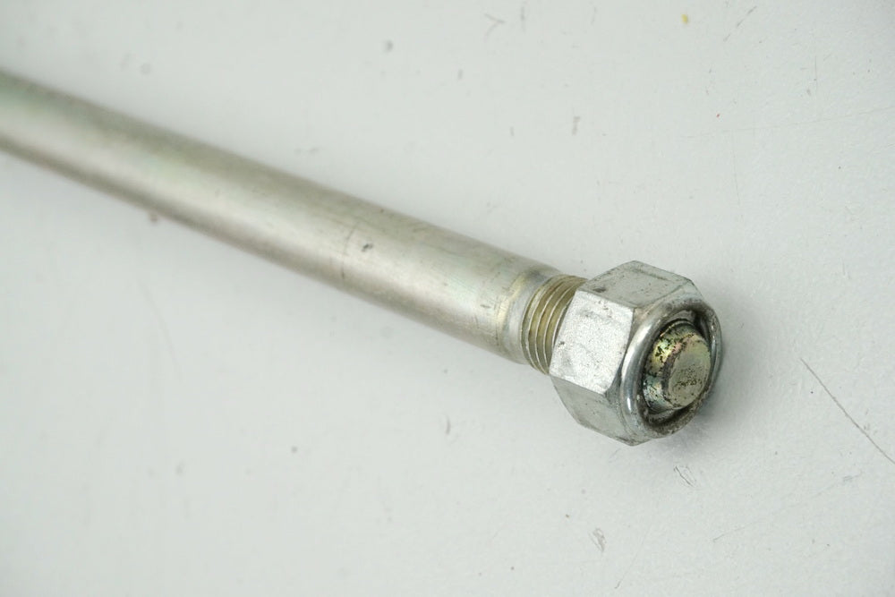YAMAHA MT 125 A RE39 Swing Arm Axle Swingarm