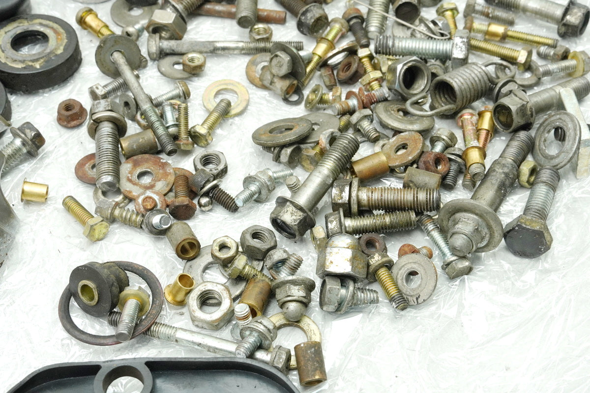 SUZUKI RG 125 NF12B GAMMA Screws Small Parts Nuts Brackets (for frame)