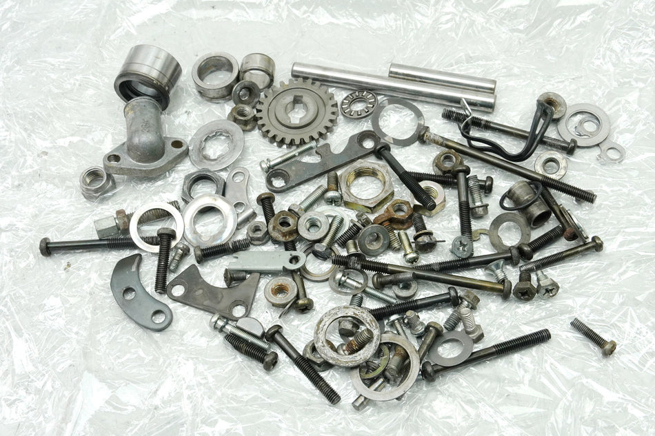SUZUKI RG 125 NF12B GAMMA Screws Small Parts Nuts (for Engine Engine Cover)