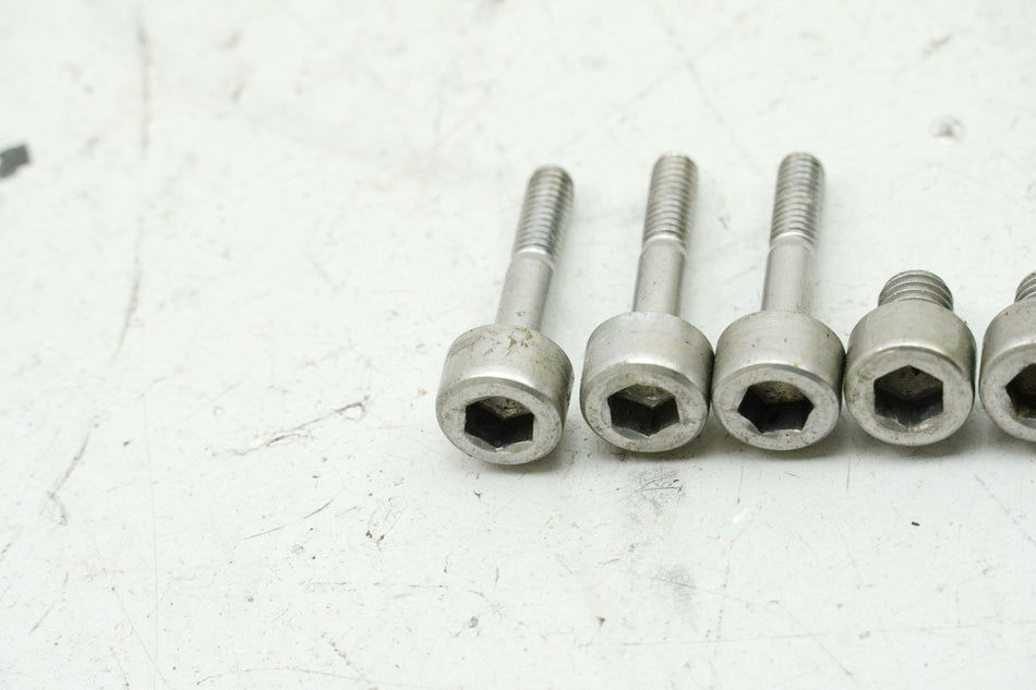 HONDA CBF 1000 FA SC64 Tornillos tapa depósito originales (para depósito)