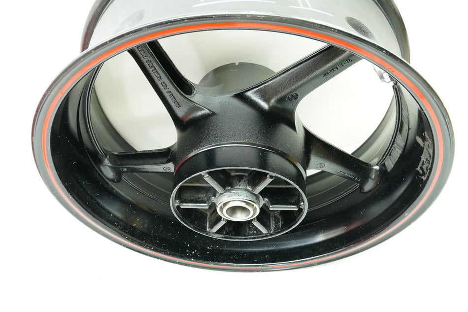 YAMAHA YZF R1 RN22 Llanta trasera J 17 x MT 6.00 5VY-25338-00 Rueda