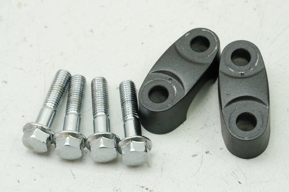 HONDA CBF 1000 FA SC64 Lenkerklemmung oben Halter Lenker Klemmung Riser Schraube