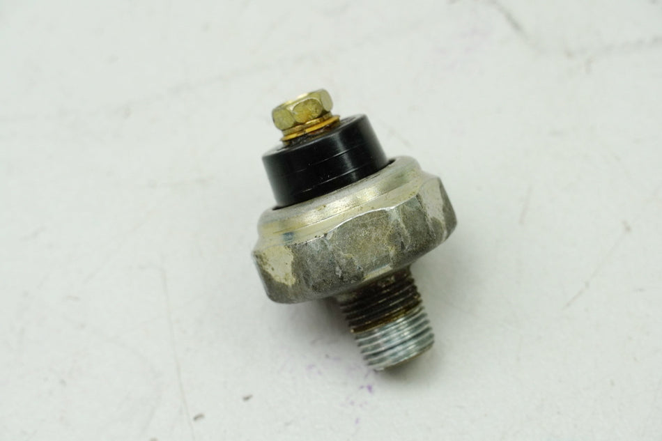 KAWASAKI ZX-7R ZX750P Oil Pressure Switch (for Engine Oil Circuit) 96-03