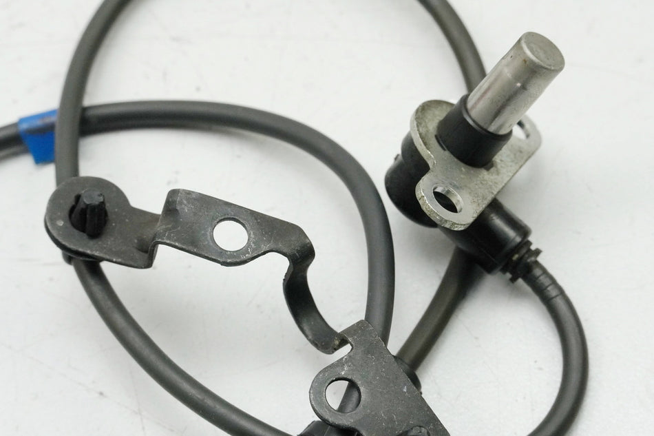 HONDA CBR 600 F PC41 Sensor ABS delantero sensor velocidad rueda 38520-MGM-D21