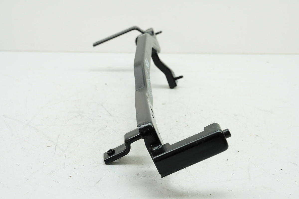 KYMCO XCiting 500 i RFBT70040 Mounting bracket for footboard right strut support